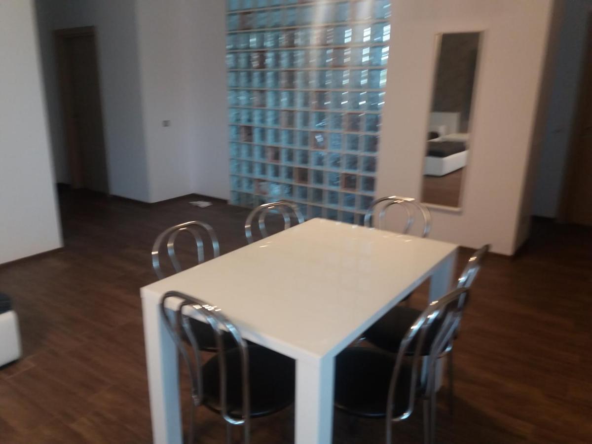 Apartament Lux Albert โอลิมป์ ภายนอก รูปภาพ